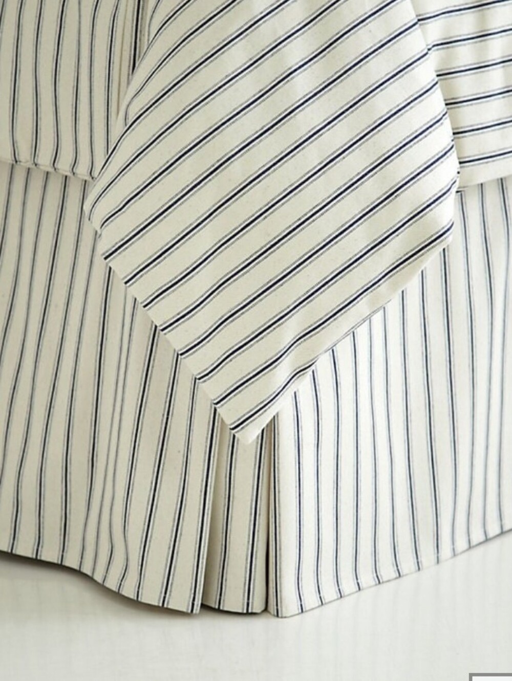 Ballard Designs Ticking Stripe TWIN Bedskirt Blue Cream Tailored 100% Cotton